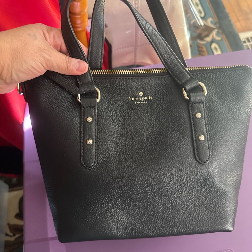 EUC Kate Spade Black Pebbled Leather Tote